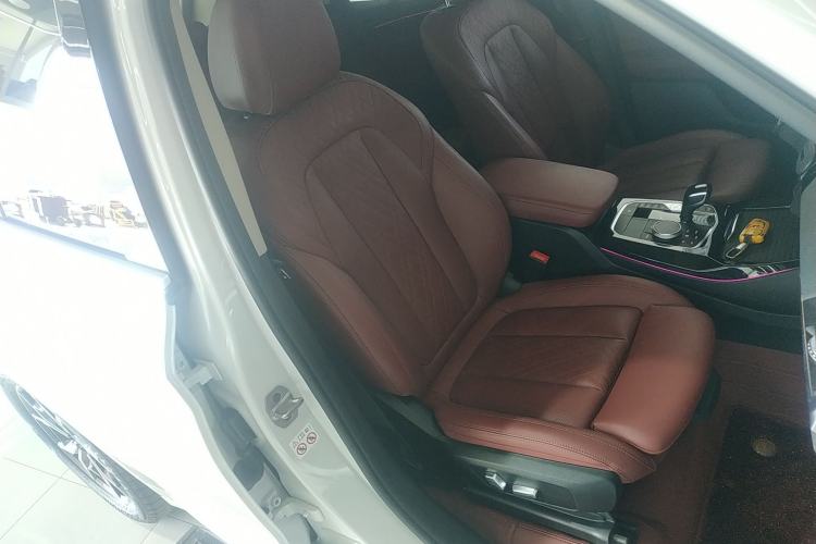 Used BMW X3 2022 Restyled xDrive25i M Sport Package Right Front Seat