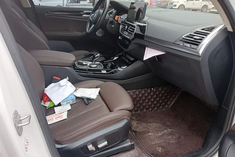 Used BMW X3 2022 xDrive25i M Sport Package Right Front Seat