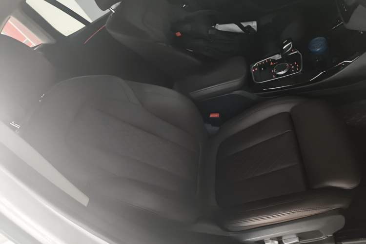 Used BMW X3 2022 xDrive30i Luxury Model M Night Sky Package Right Front Seat