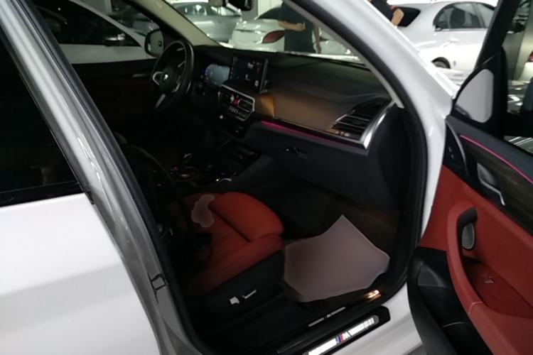 Used BMW X3 2022 Facelift xDrive30i Luxury Edition M Night Edition Package Right Front Seat