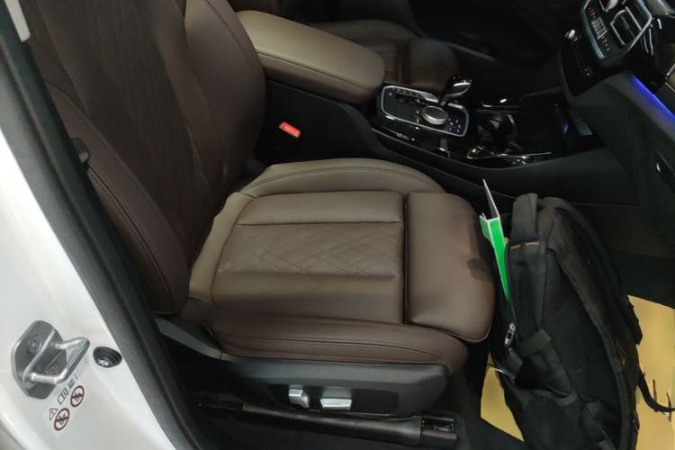 Used BMW X3 2022 xDrive25i M Sport Package Right Front Seat