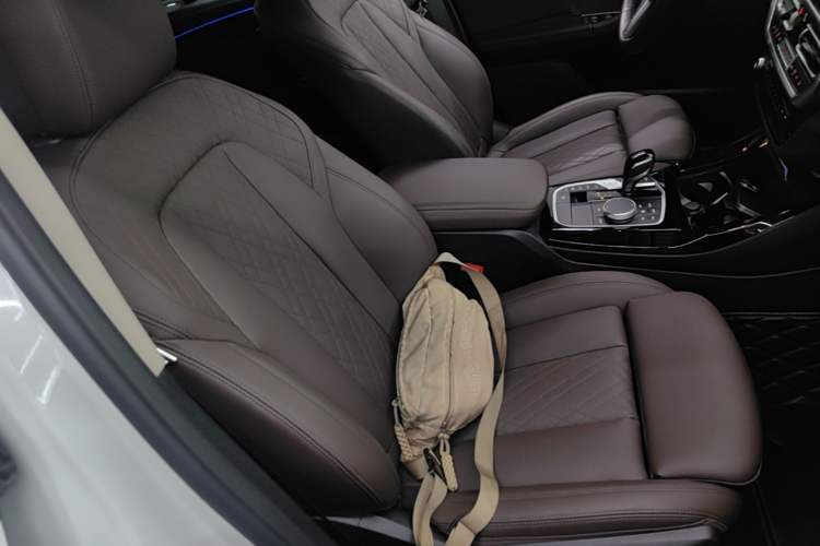 Used BMW X3 2022 xDrive25i M Sport Package Right Front Seat