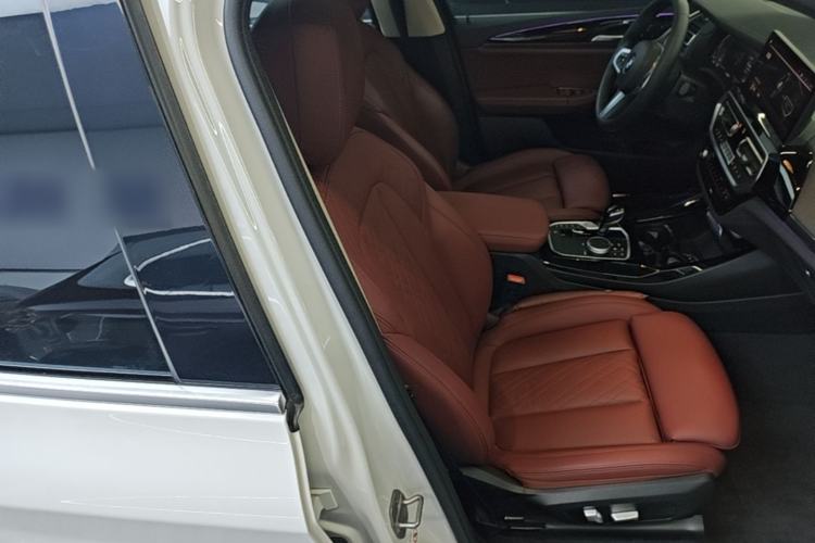 Used BMW X3 2022 xDrive25i M Sport Package Right Front Seat