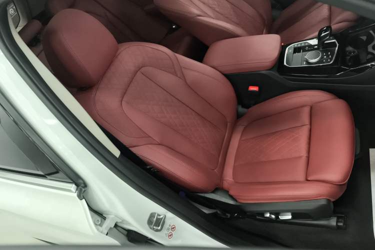 Used BMW X3 2022 xDrive25i M Sport Package Right Front Seat