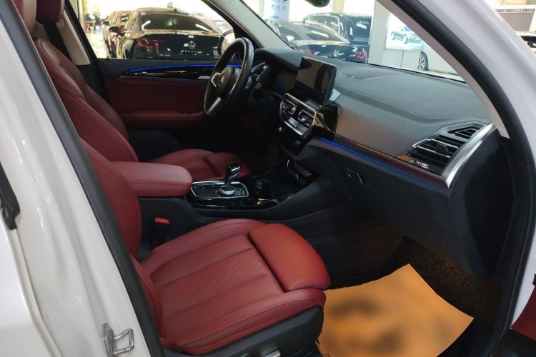 Used BMW X3 2022 xDrive25i M Sport Package Right Front Seat