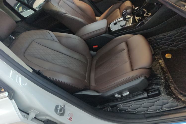 Used BMW X3 2022 xDrive25i M Sport Package Right Front Seat