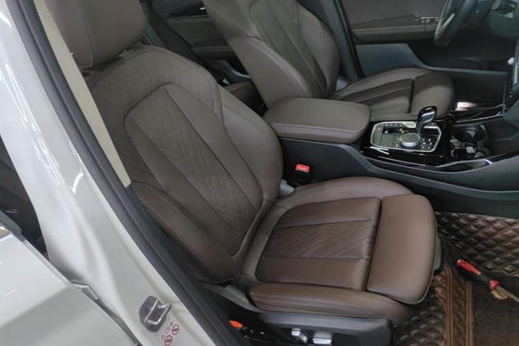 Used BMW X3 2022 xDrive25i M Sport Package Right Front Seat