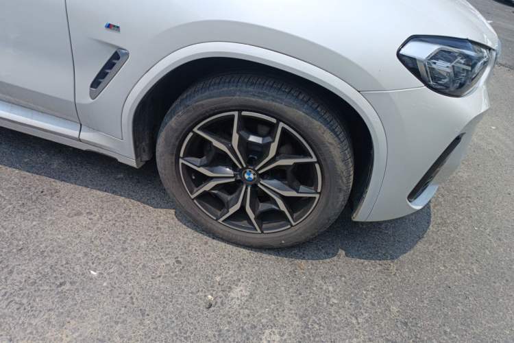 Used BMW X3 2022 Restyled xDrive25i M Sport Package Right Front Wheel Hub