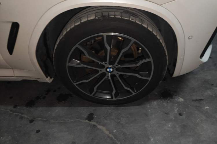 Used BMW X3 2022 xDrive30i Luxury Model M Night Sky Package Right Front Wheel Hub