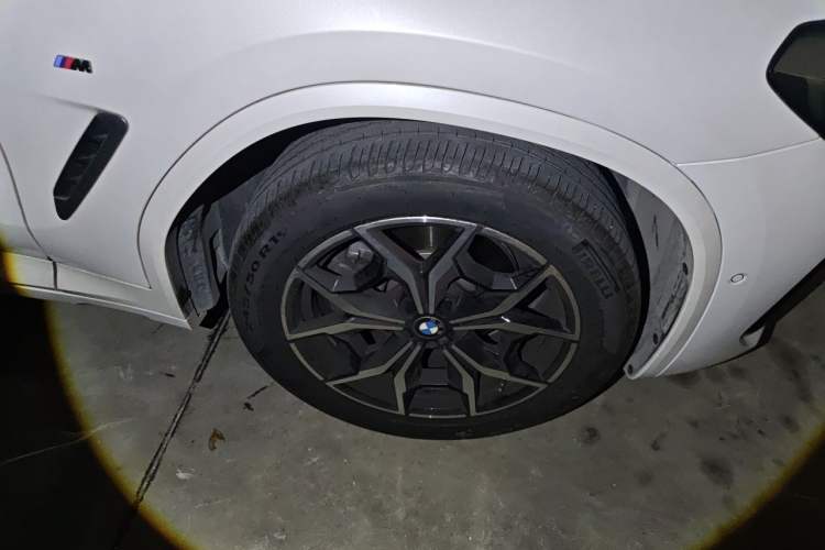 Used BMW X3 2022 Restyled xDrive25i M Sport Package Right Front Wheel Hub