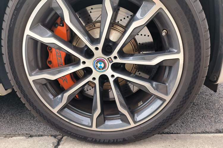 Used BMW X3 2022 xDrive30i Luxury Model M Night Sky Package Right Front Wheel Hub