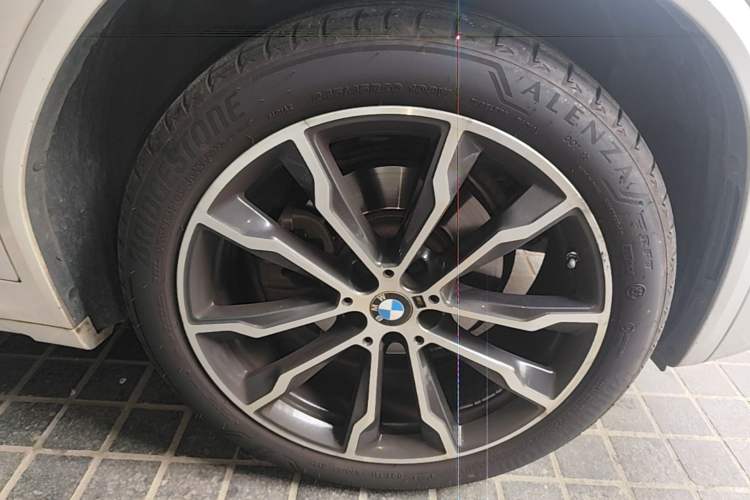 Used BMW X3 2022 xDrive30i Luxury Model M Night Sky Package Right Front Wheel Hub