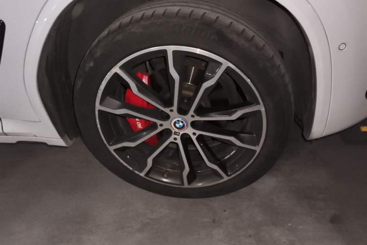 Used BMW X3 2022 Facelift xDrive30i Luxury Edition M Night Edition Package Right Front Wheel Hub