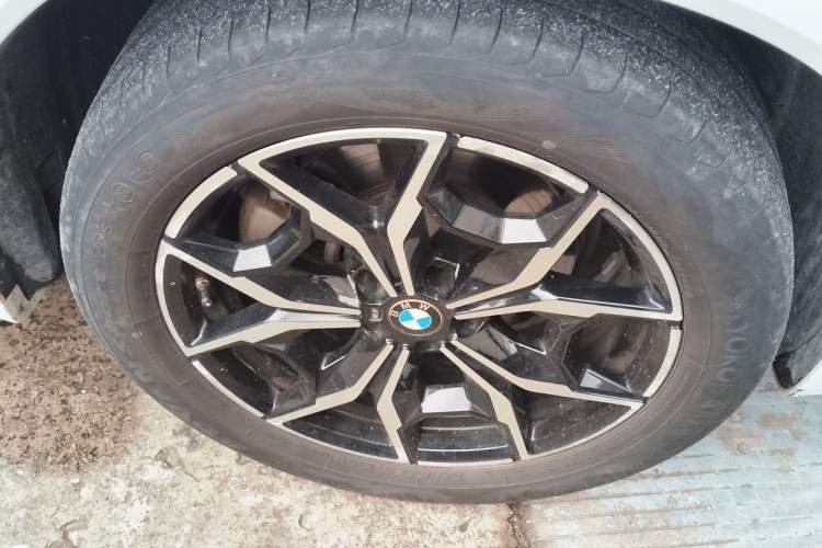 Used BMW X3 2022 Restyled xDrive25i M Sport Package Right Front Wheel Hub