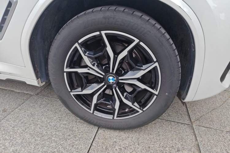 Used BMW X3 2022 Restyled xDrive25i M Sport Package Right Front Wheel Hub