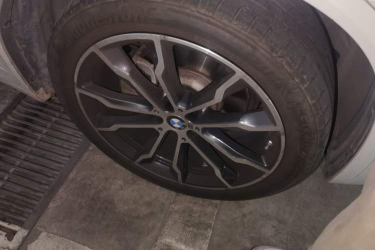 Used BMW X3 2022 Facelift xDrive30i Luxury Edition M Night Edition Package Right Front Wheel Hub