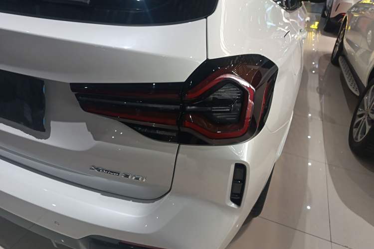 Used BMW X3 2022 Second Facelift xDrive30i Leading Edition M Night Sky Package Right Rear Taillight