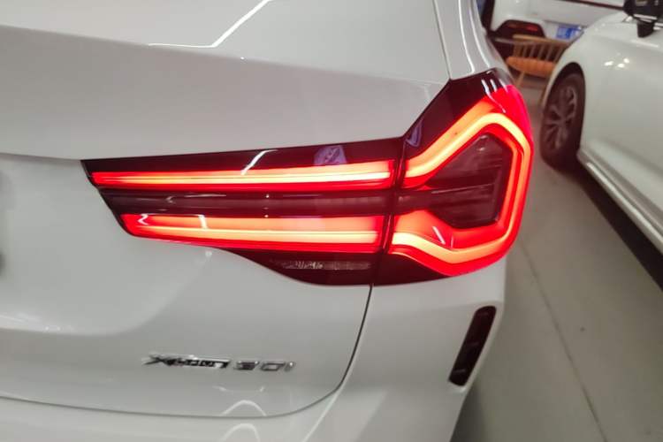 Used BMW X3 2022 Restyled xDrive30i Luxury Edition M Night Sky Package Right Rear Taillight