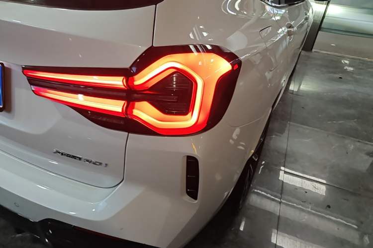 Used BMW X3 2022 xDrive30i Luxury Model M Night Sky Package Right Rear Taillight