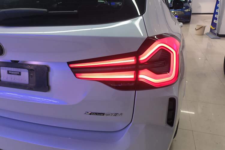 Used BMW X3 2022 Facelift xDrive30i Luxury Edition M Night Edition Package Right Rear Taillight