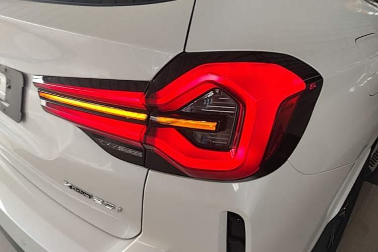 Used BMW X3 2022 Restyled xDrive25i M Sport Package Right Rear Taillight