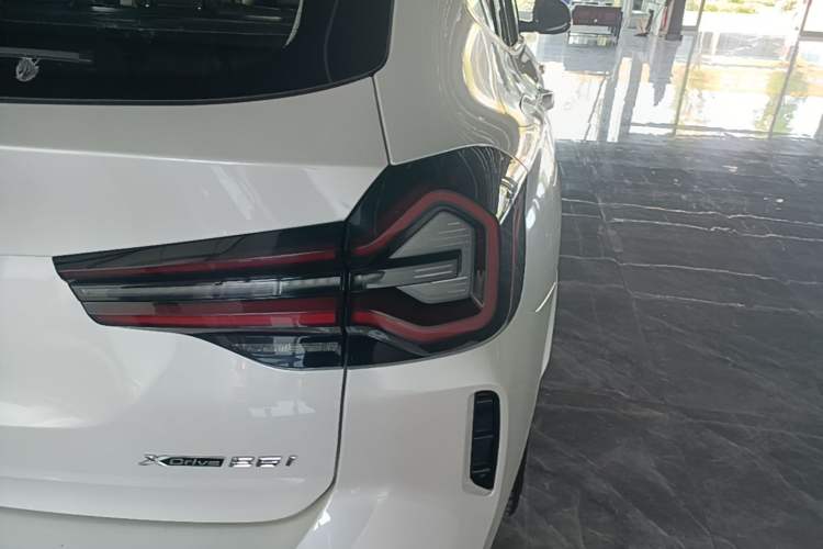 Used BMW X3 2022 xDrive25i M Sport Package Right Rear Taillight