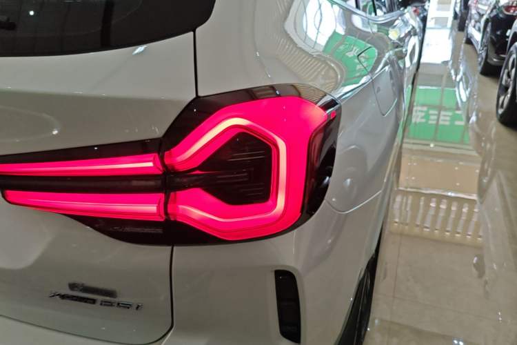 Used BMW X3 2022 xDrive25i M Sport Package Right Rear Taillight