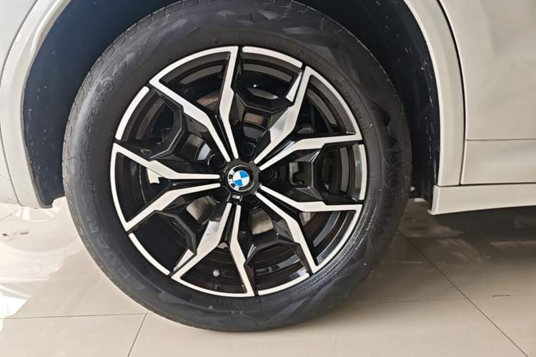 Used BMW X3 2022 Restyled xDrive25i M Sport Package Right Rear Wheel Hub