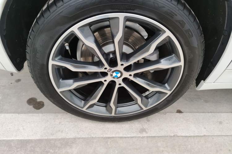 Used BMW X3 2022 xDrive30i Luxury Model M Night Sky Package Right Rear Wheel Hub