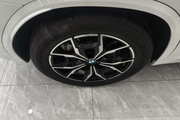 Used BMW X3 2022 Restyled xDrive25i M Sport Package Right Rear Wheel Hub