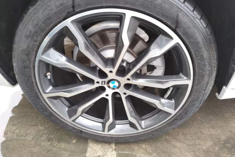 Used BMW X3 2022 xDrive30i Luxury Model M Night Sky Package Right Rear Wheel Hub