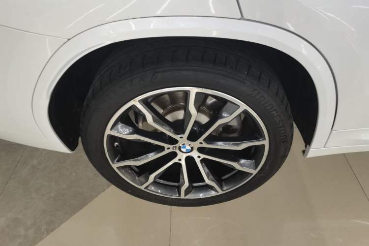 Used BMW X3 2022 xDrive30i Luxury Model M Night Sky Package Right Rear Wheel Hub