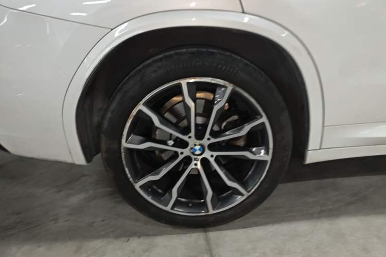 Used BMW X3 2022 xDrive30i Luxury Model M Night Sky Package Right Rear Wheel Hub
