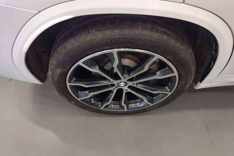 Used BMW X3 2022 xDrive30i Luxury Model M Night Sky Package Right Rear Wheel Hub