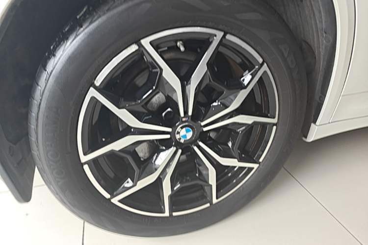 Used BMW X3 2022 Restyled xDrive25i M Sport Package Right Rear Wheel Hub