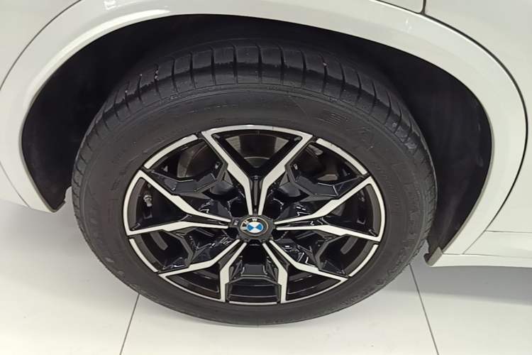 Used BMW X3 2022 xDrive25i M Sport Package Right Rear Wheel Hub