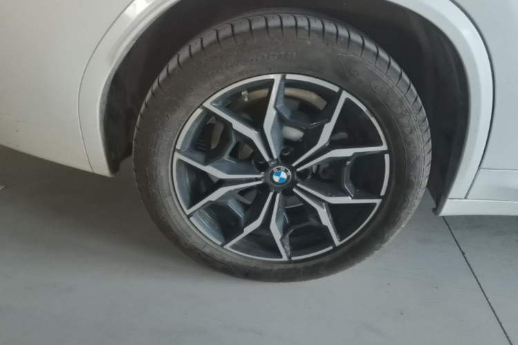 Used BMW X3 2022 xDrive25i M Sport Package Right Rear Wheel Hub