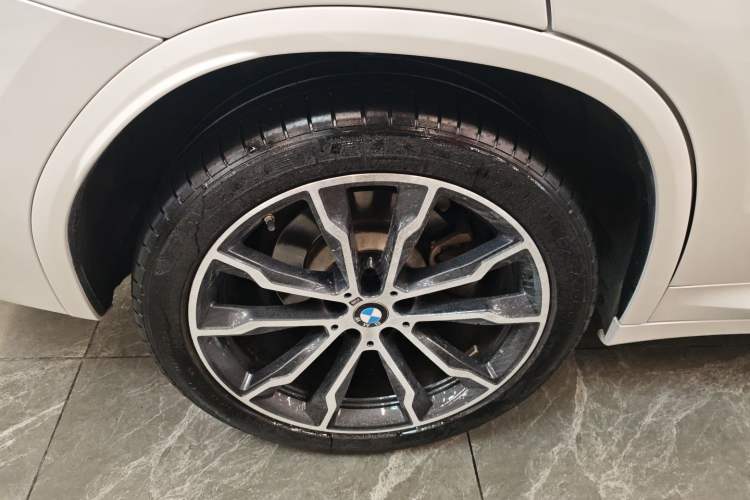 Used BMW X3 2022 Facelift xDrive30i Luxury Edition M Night Edition Package Right Rear Wheel Hub