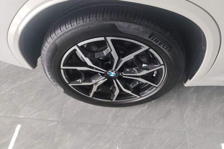 Used BMW X3 2022 xDrive25i M Sport Package Right Rear Wheel Hub
