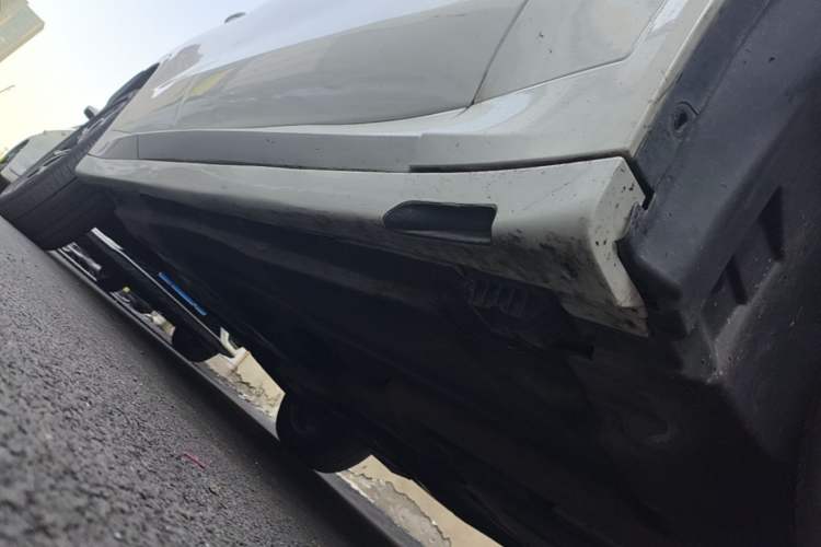 Used BMW X3 2022 xDrive25i M Sport Package Right Side Sill