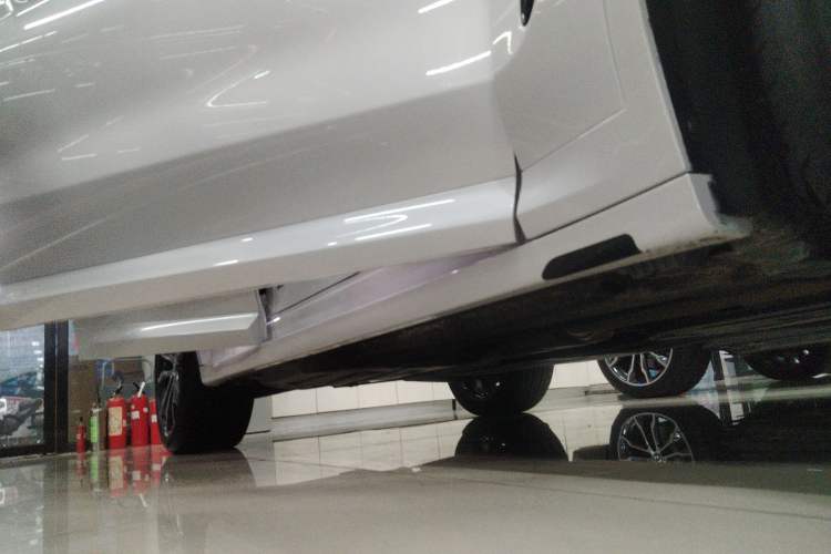 Used BMW X3 2022 xDrive30i Luxury Model M Night Sky Package Right Side Sill