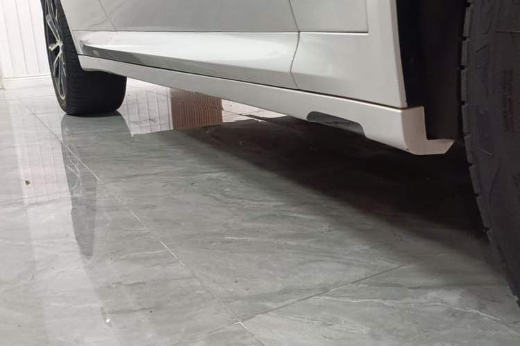 Used BMW X3 2022 Facelift xDrive30i Luxury Edition M Night Edition Package Right Side Sill