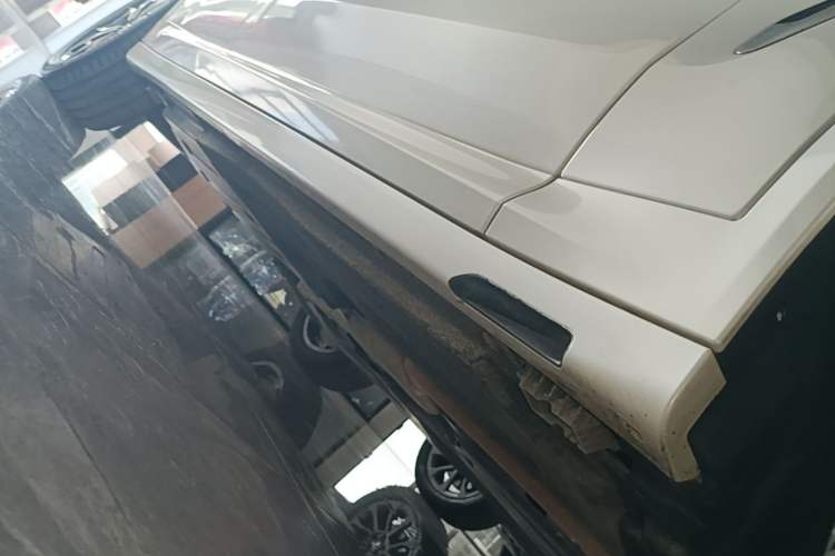 Used BMW X3 2022 xDrive25i M Sport Package Right Side Sill