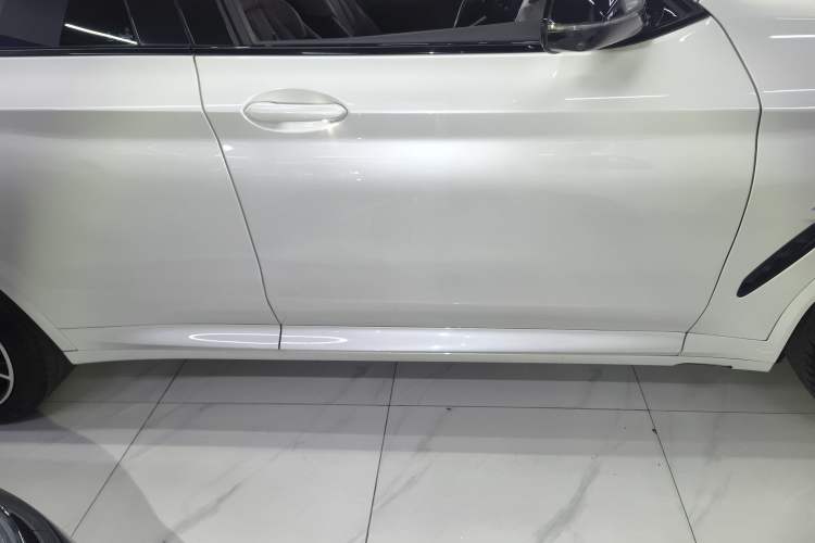 Used BMW X3 2022 xDrive30i Luxury Edition M Night Sky Package Right Side Sill