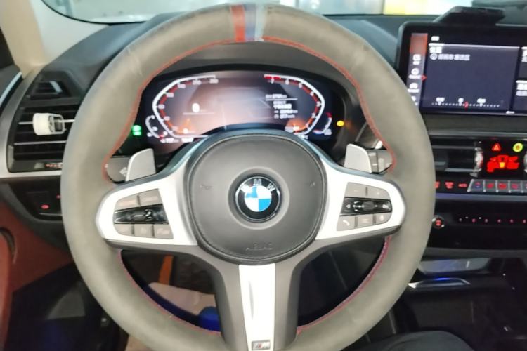 Used BMW X3 2022 xDrive30i Luxury Model M Night Sky Package Steering Wheel