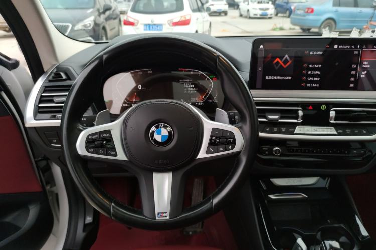Used BMW X3 2022 xDrive30i Luxury Model M Night Sky Package Steering Wheel