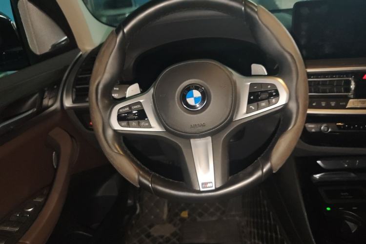 Used BMW X3 2022 xDrive30i Luxury Model M Night Sky Package Steering Wheel