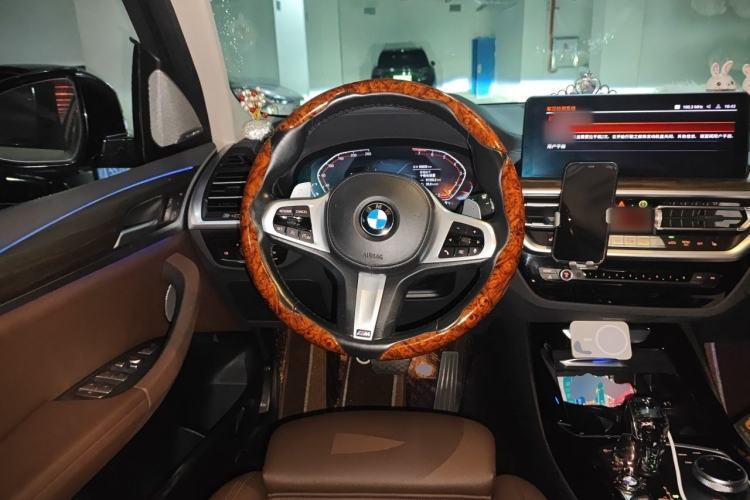 Used BMW X3 2022 xDrive30i Luxury Model M Night Sky Package Steering Wheel