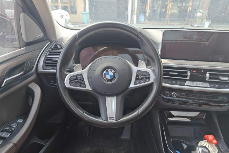Used BMW X3 2022 xDrive30i Luxury Model M Night Sky Package Steering Wheel