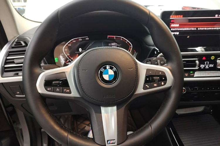 Used BMW X3 2022 xDrive25i M Sport Package Steering Wheel
